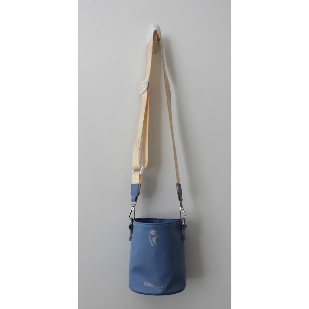 Coolflask Water Bottle Holder Adjustable Shoulder Strap Blue Pre-Owned